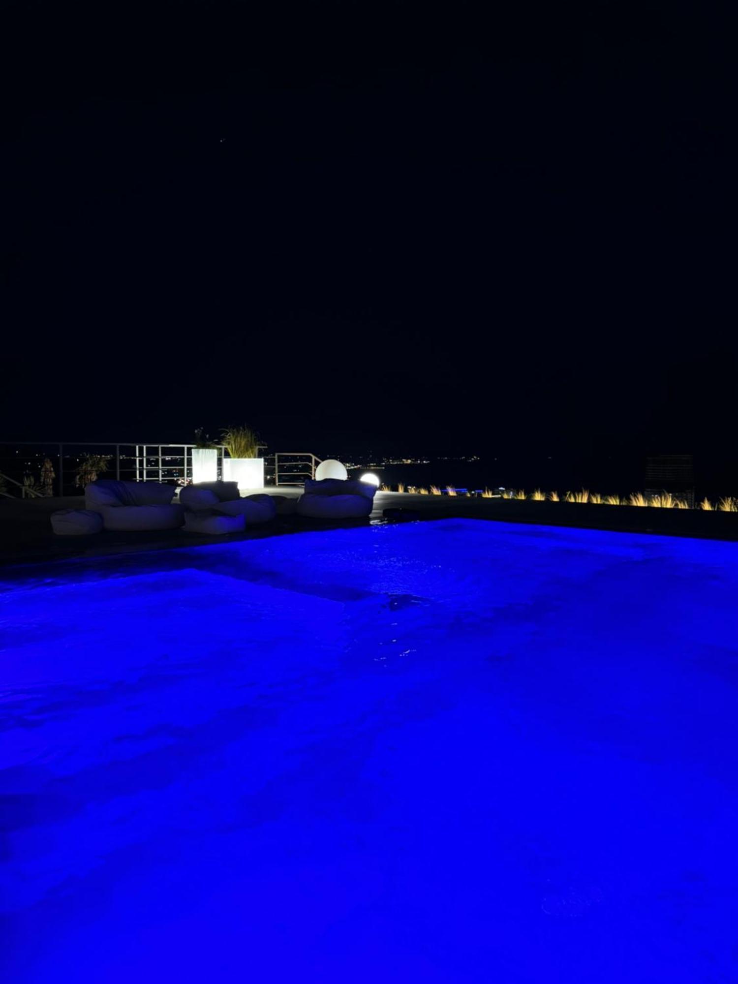 Villa Esmi Durres Kryemedhej Luaran gambar