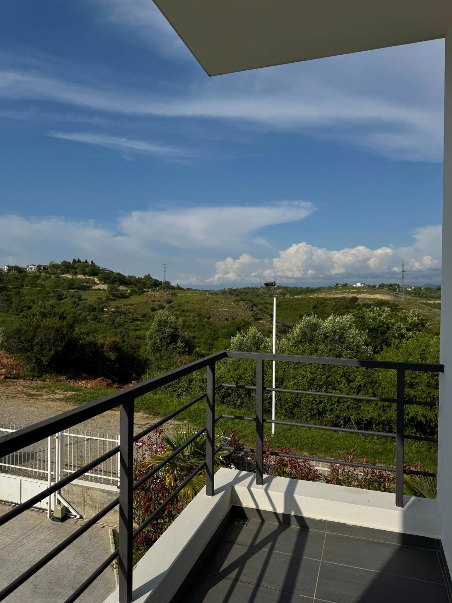 Villa Esmi Durres Kryemedhej Luaran gambar