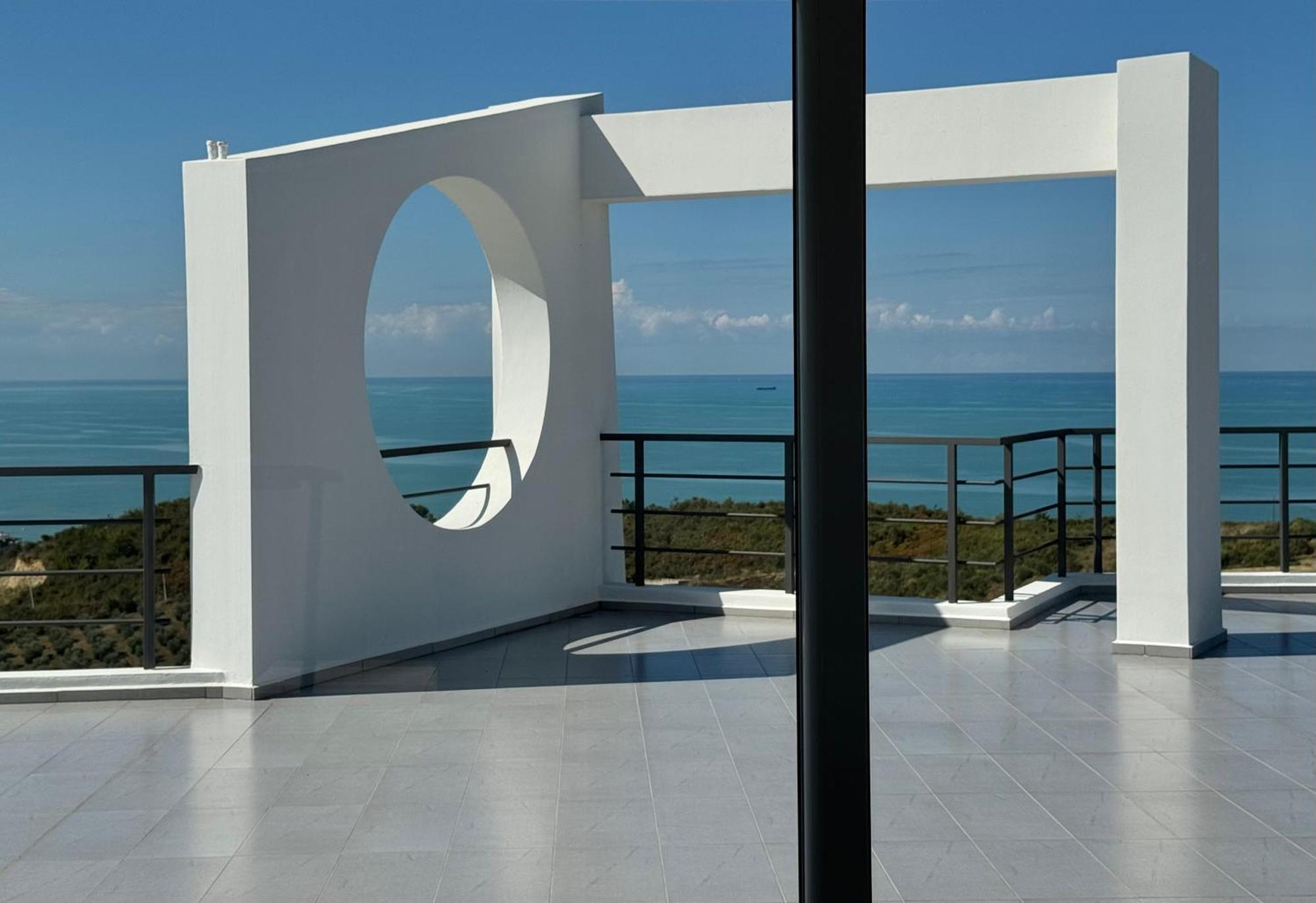 Villa Esmi Durres Kryemedhej Luaran gambar